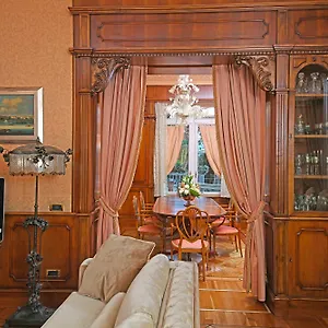 La Vittoriana Hotel