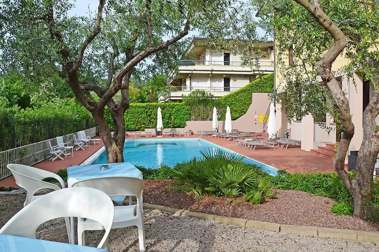 סאלו Blu Garda Hotel 3*,  איטליה